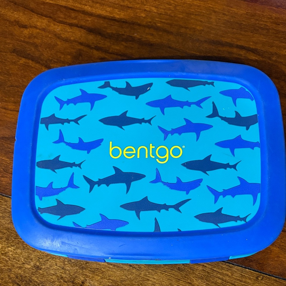 Bentgo Kids Shark Lunch Box - Blue